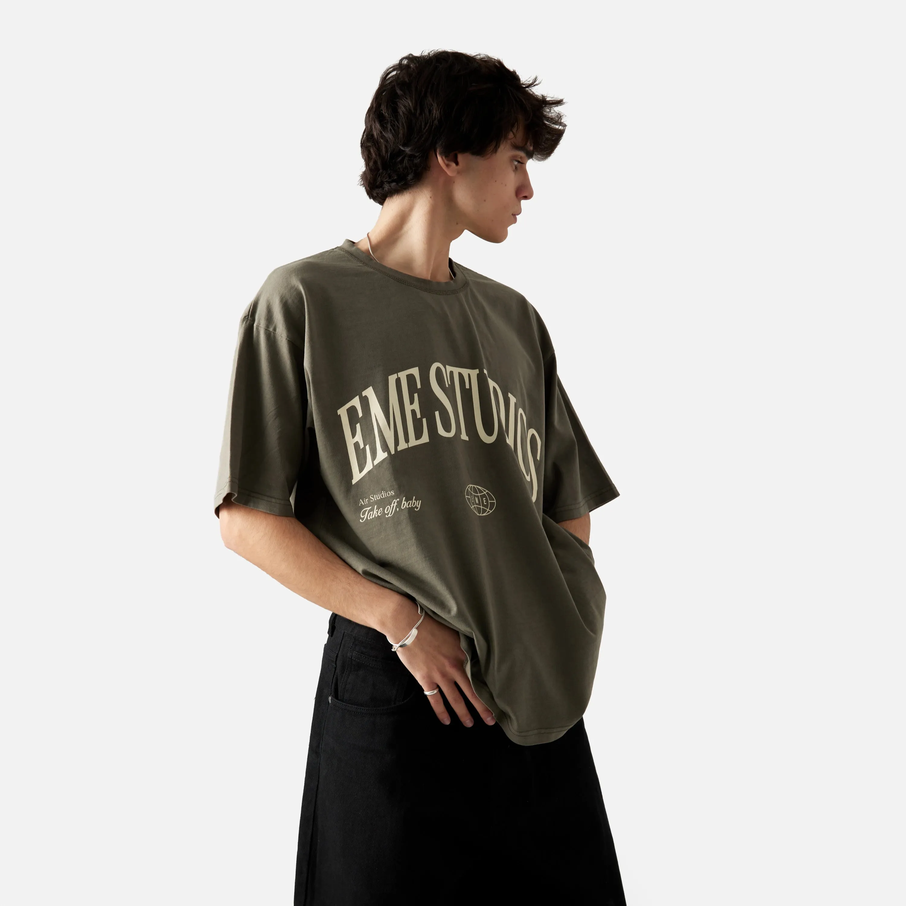 Airline Laurel Oversized Tee