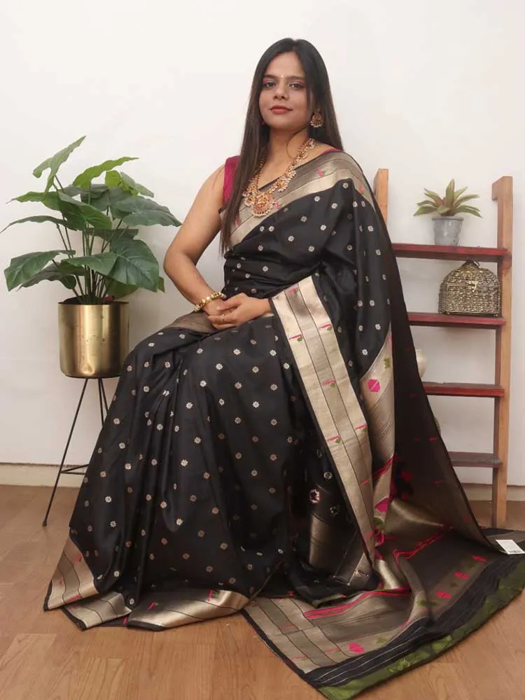 Black Paithani Silk Bird And Flower Design Muniya Border Saree