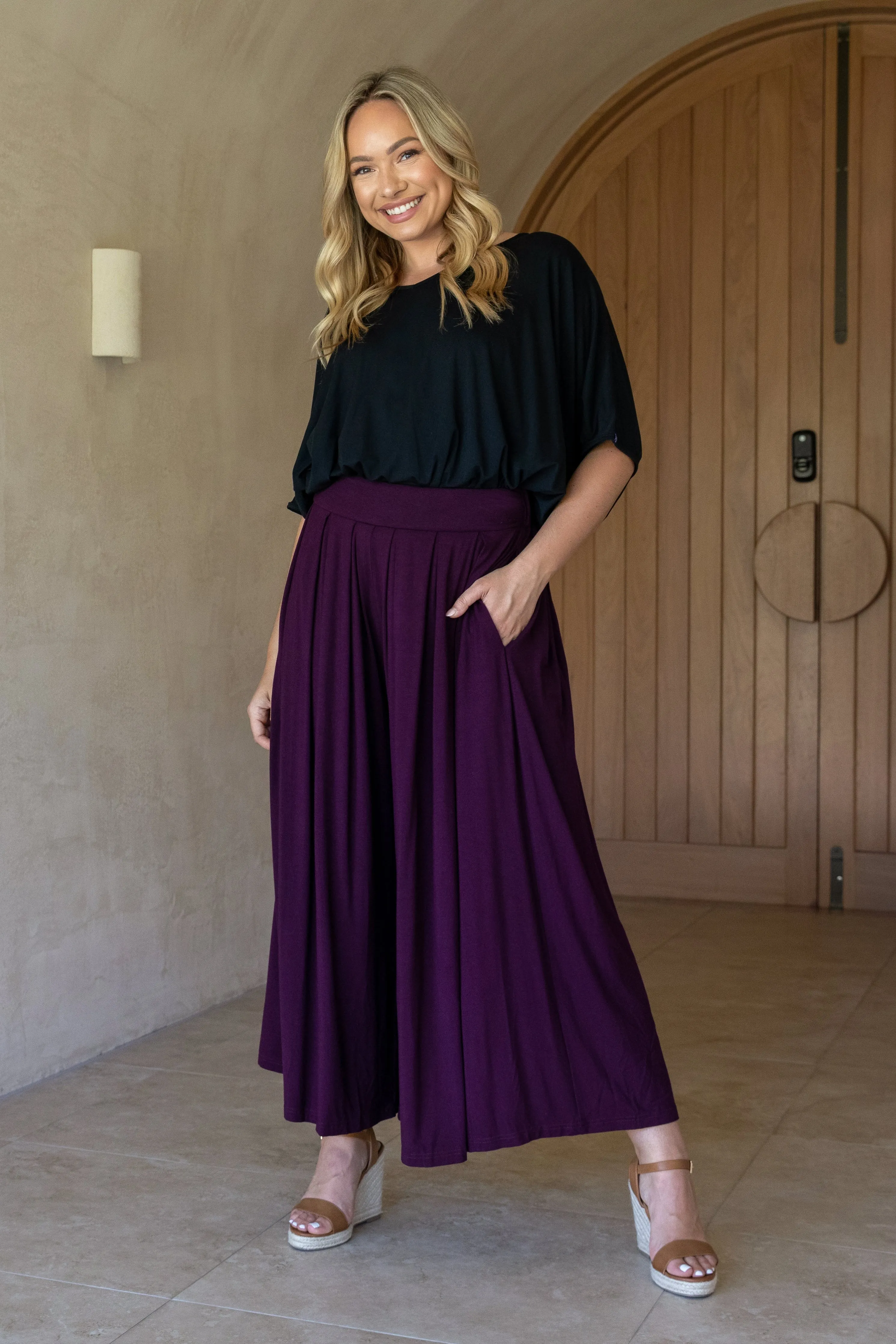 FINAL SALE Ultimate Pant in Berry