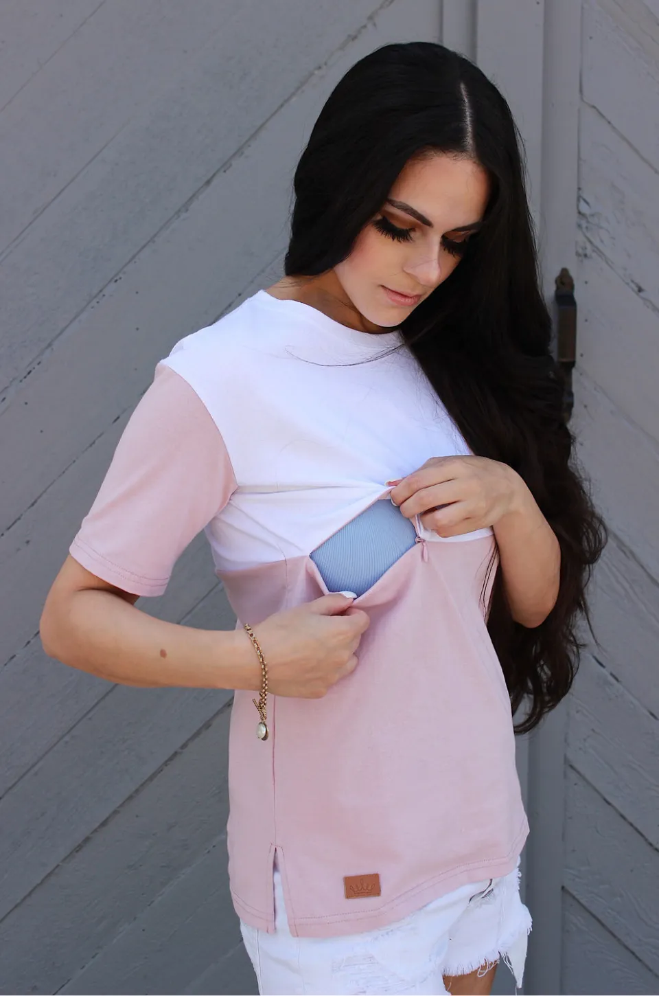 Nursing Pocket T-Shirt - Hidden Zipper - Pink/White POCKET