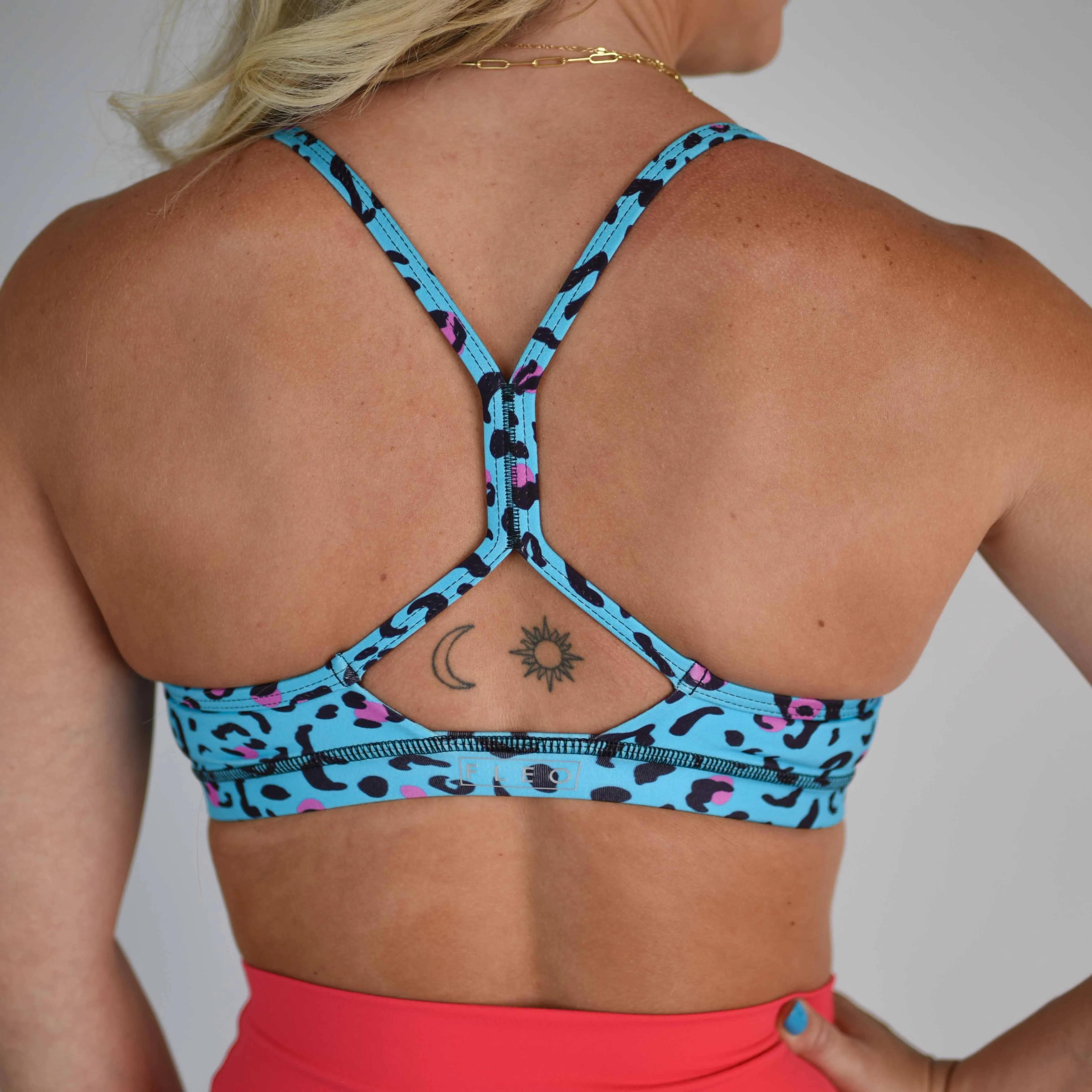 Reinette Sports Bra - Medium Support